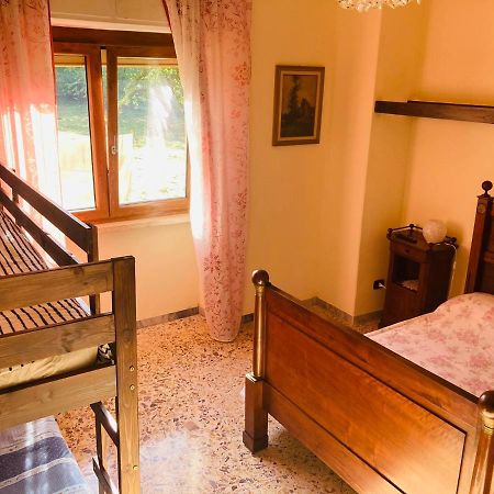 B&B Calecatine Rocca di Botte 外观 照片