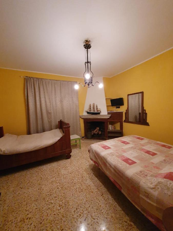 B&B Calecatine Rocca di Botte 外观 照片