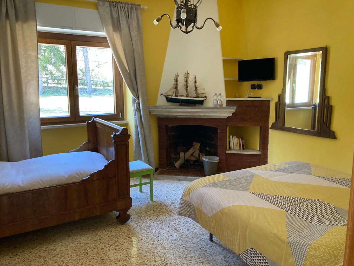 B&B Calecatine Rocca di Botte 外观 照片